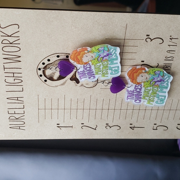 Miss Frizzle earrings - Picture 3 of 10